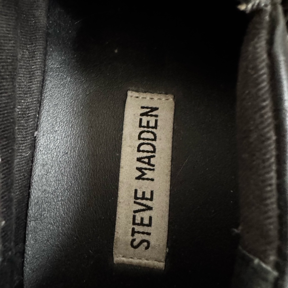 Steve Madden Women’s  Black Slip-On Sneakers with White Sole - Picture 5 of 8